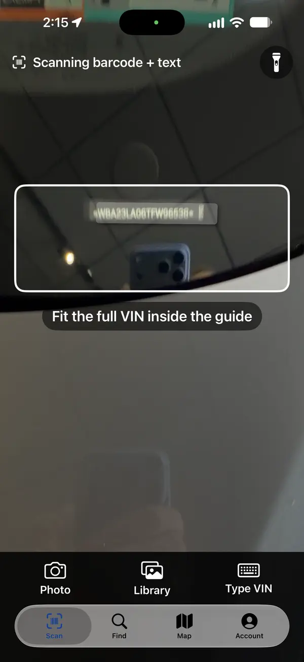 VinLocate mobile scan screenshot